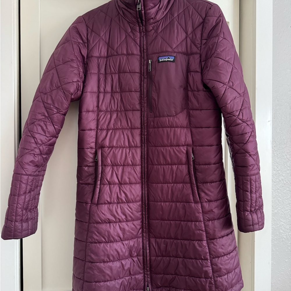 Patagonia Women's Radalie Quilted Puffer Jacket Medium- Gently Used